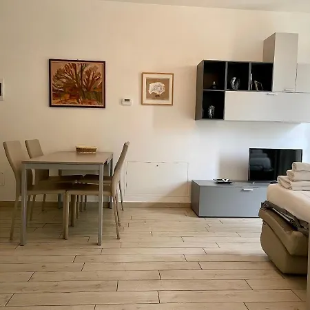 Borgo Guelfo Ii
