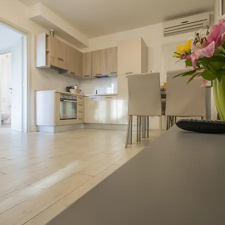 Apartment Borgo Guelfo Ii