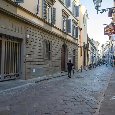 Lägenhet Borgo Guelfo Ii